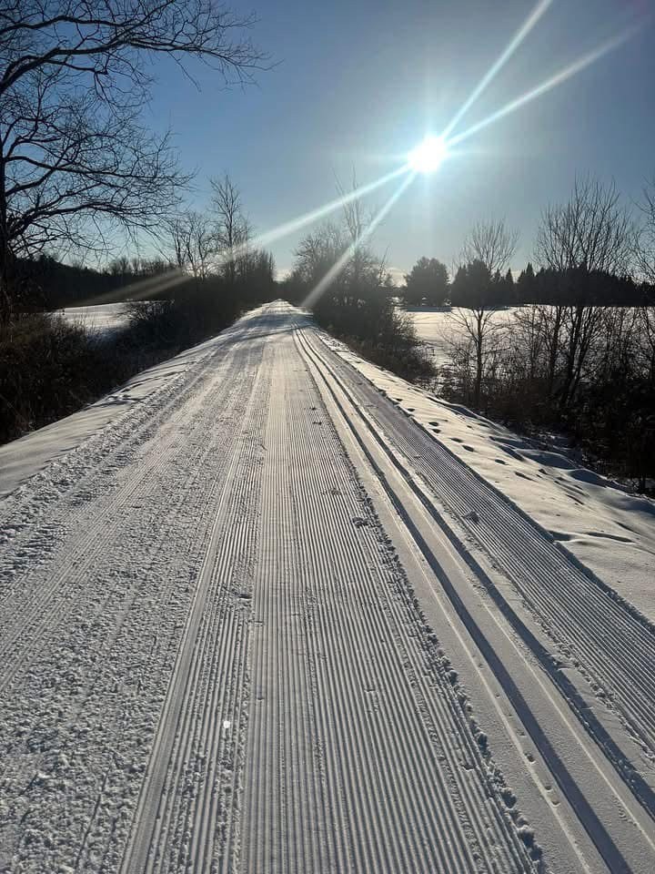 groomed ski trail
